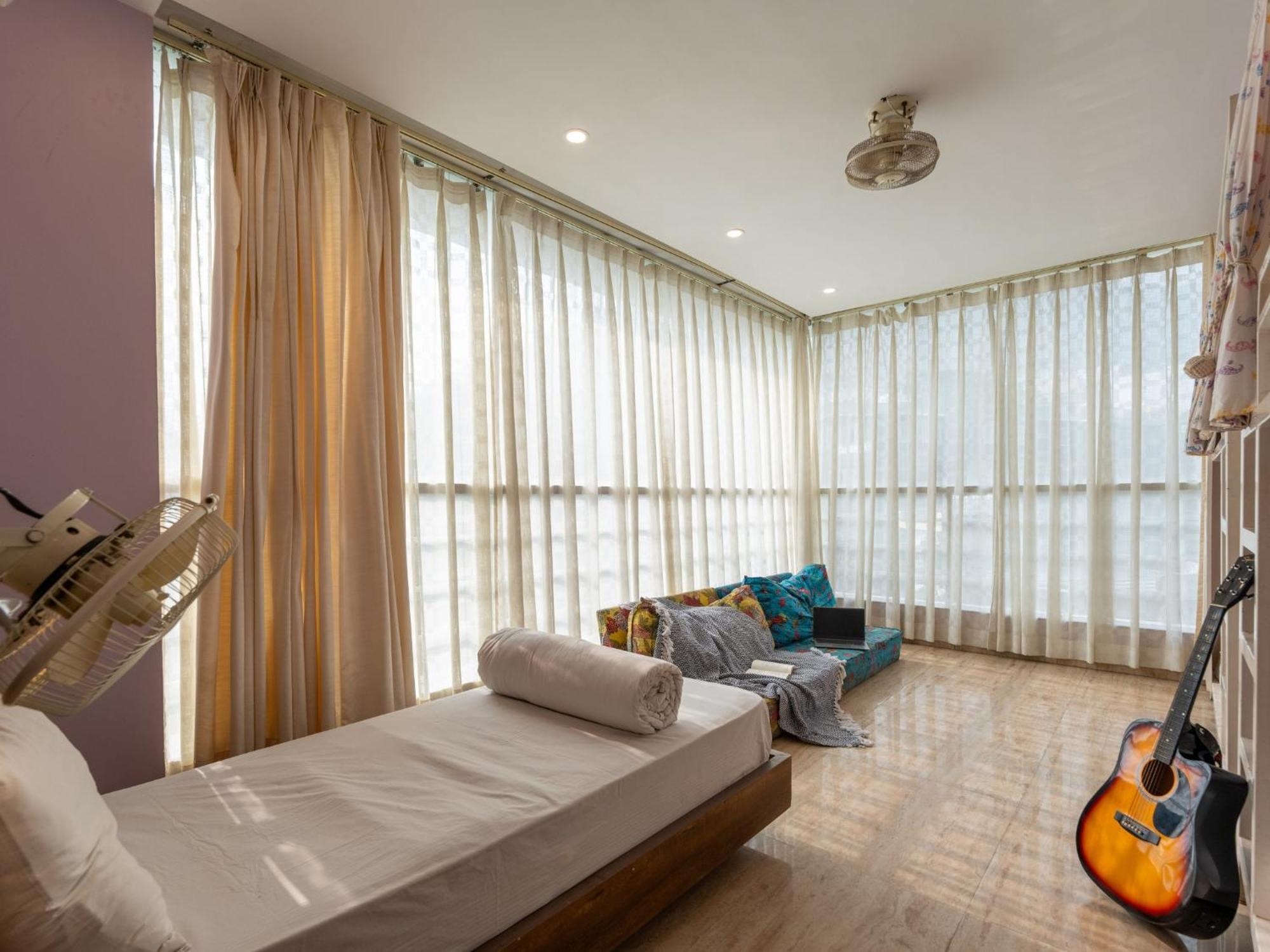 Moustache Rishikesh Luxuria Hostel Екстериор снимка