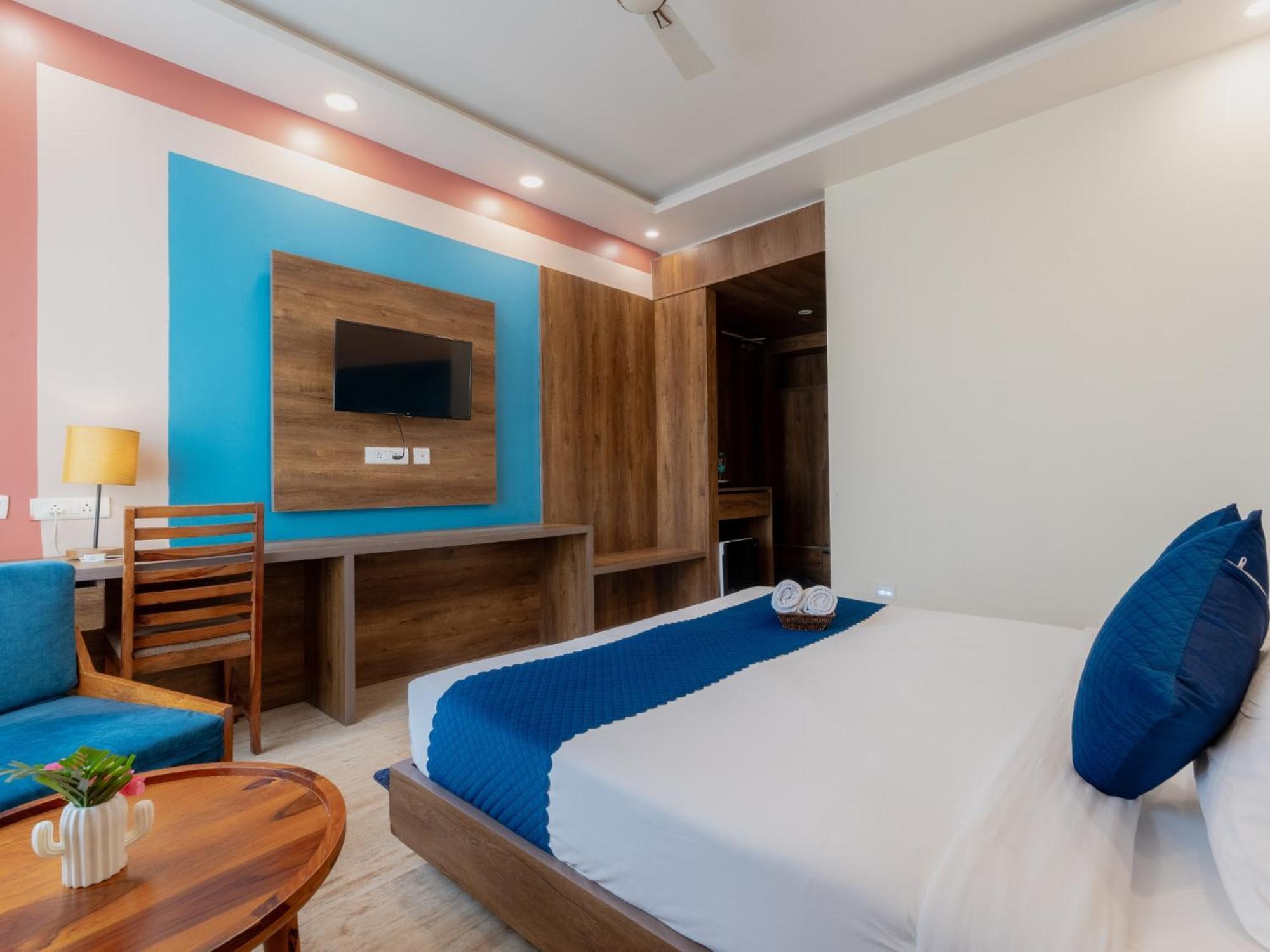 Moustache Rishikesh Luxuria Hostel Екстериор снимка