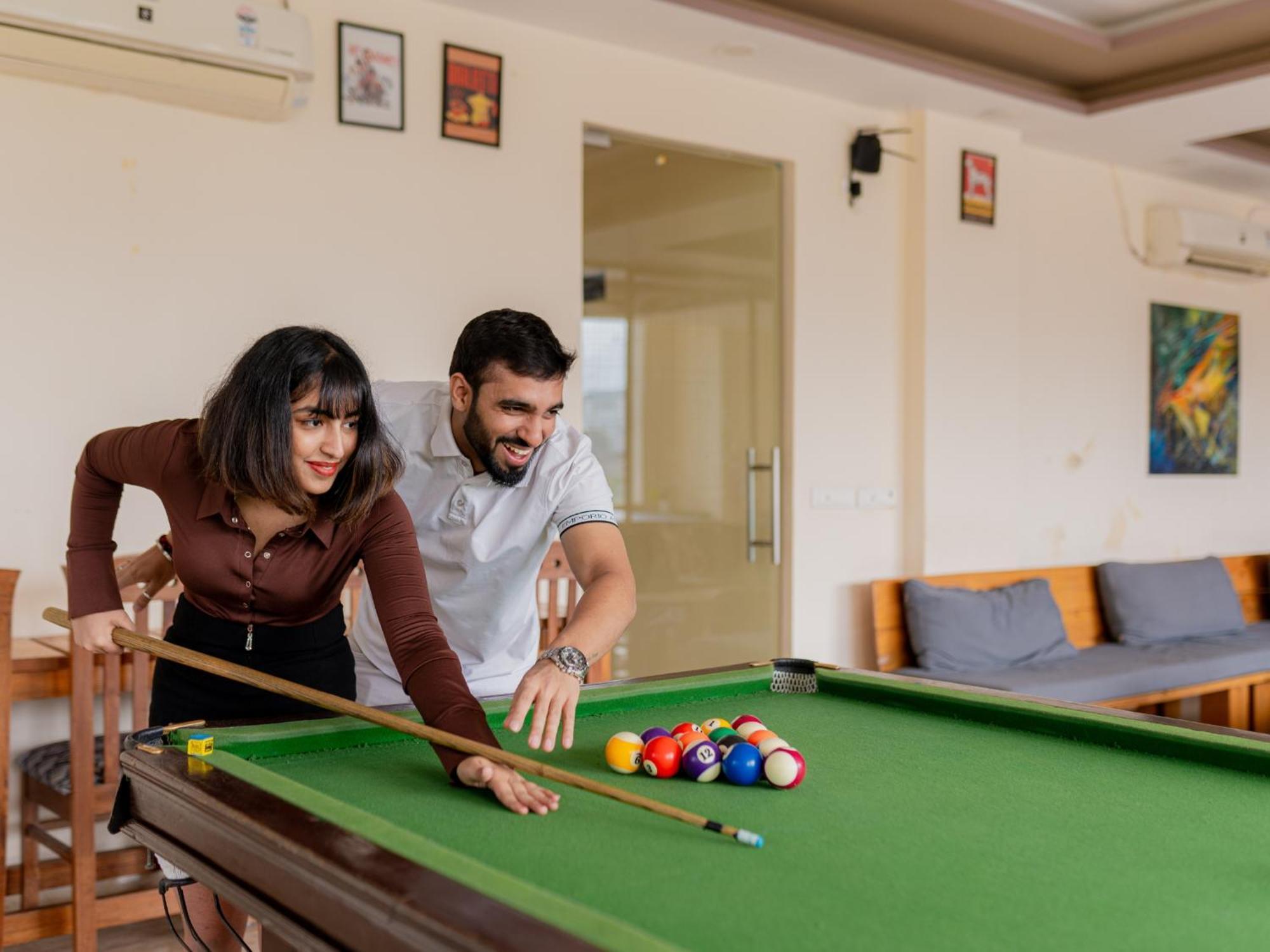 Moustache Rishikesh Luxuria Hostel Екстериор снимка